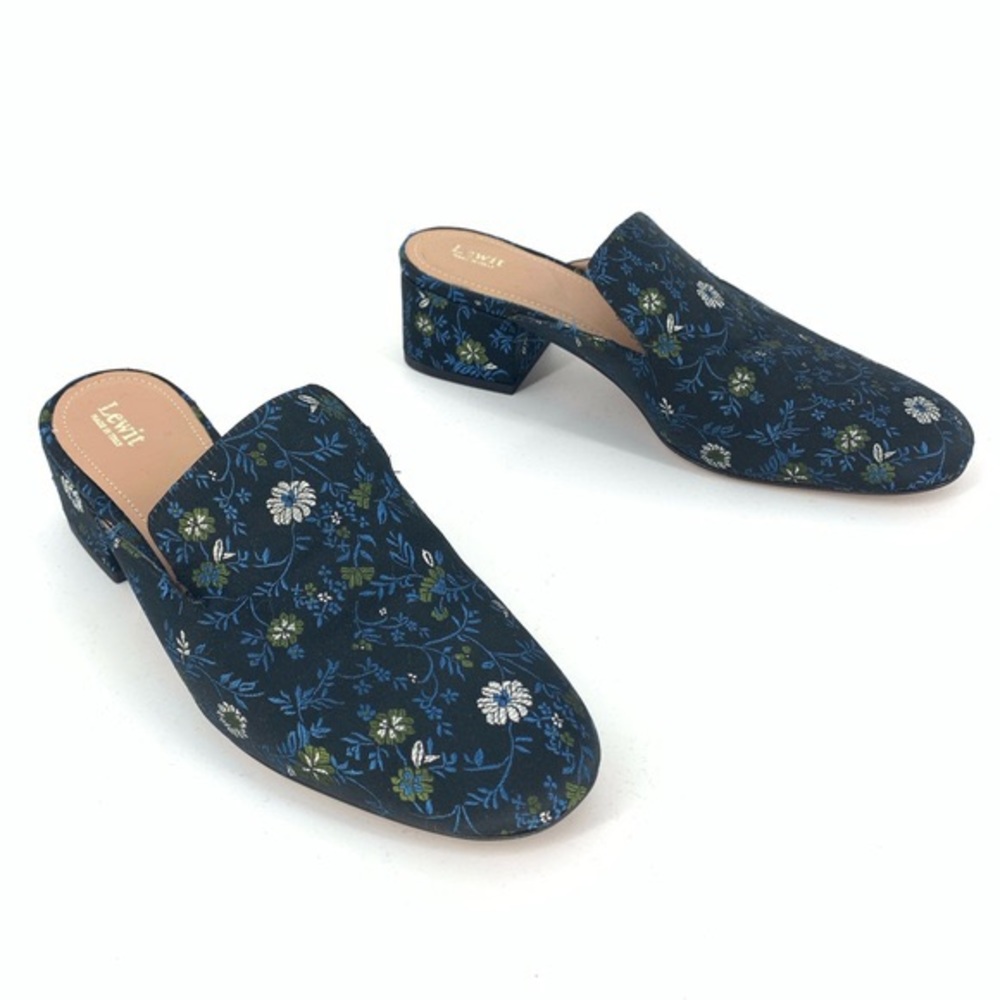 Lewit blue floral clog shoes